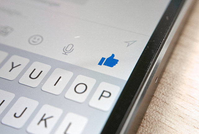 Facebook Messenger Allows Businesses to Send Sponsored Messages