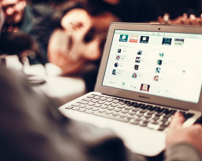 Avoid These 4 Social Media Practices Unless You Want A Negative Brand Image